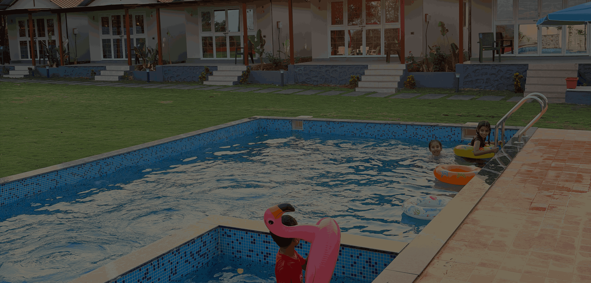 swarnam-resort-pool